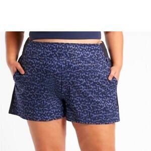 NWT Athleta Brooklyn Shorts Women's Size 22 Athletic Casual Performance Stretch